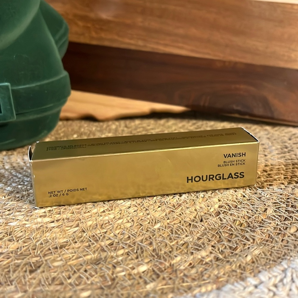 BNIB Hourglass Vanish Blush Stick - Revel (Warm Scarlet)